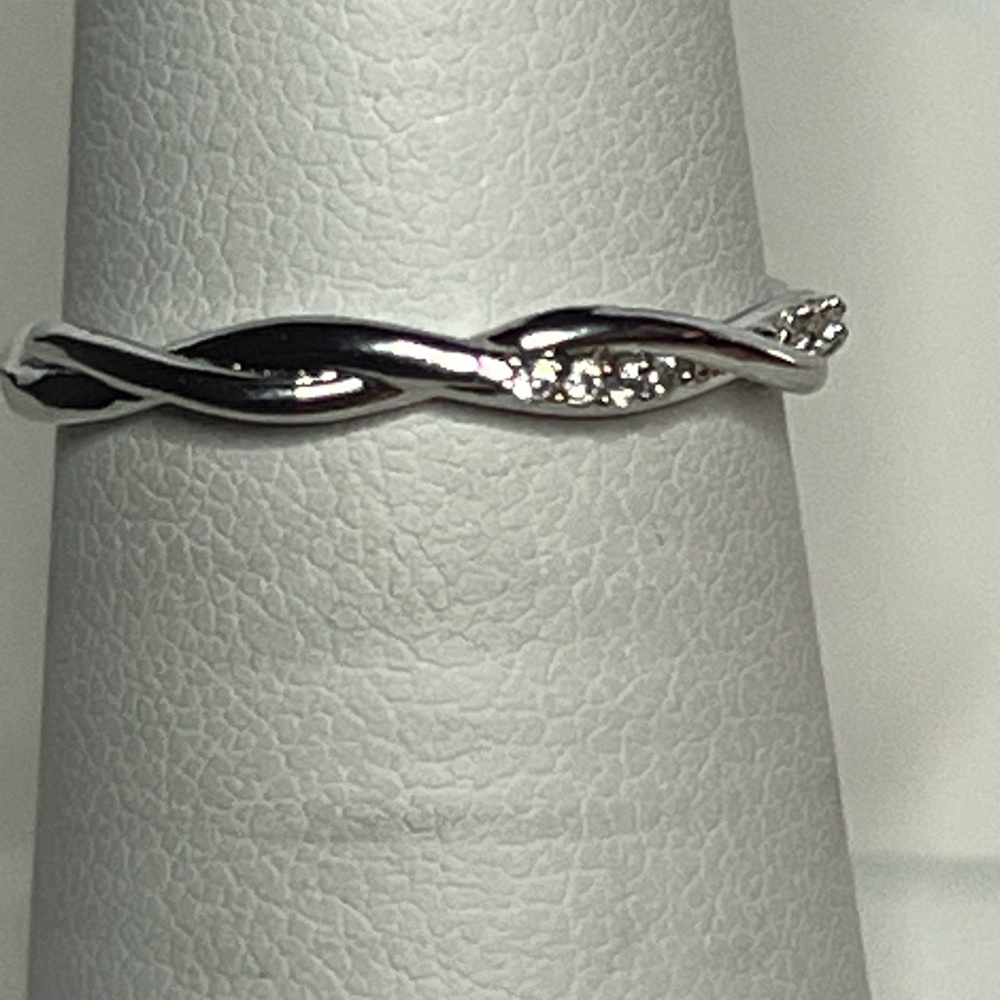 Brand New Moissanite Silver Love Infinity Rope Ring - Picture 12 of 16